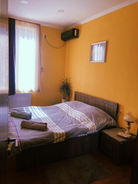 Home Away Home In Heart Of Tbilisi Exterior foto